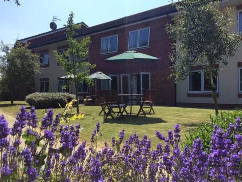 Fairway View in Nottingham, England photo 2