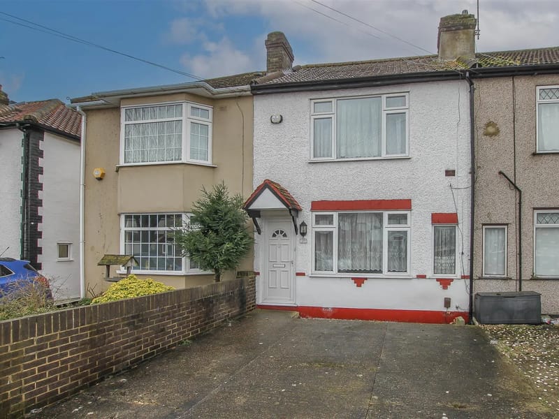 Roxy Avenue - In-Home Care in Romford, England photo 2