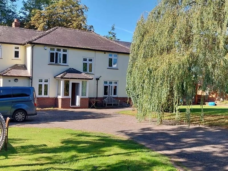 Iedale - Assisted Living in Retford, England photo 2