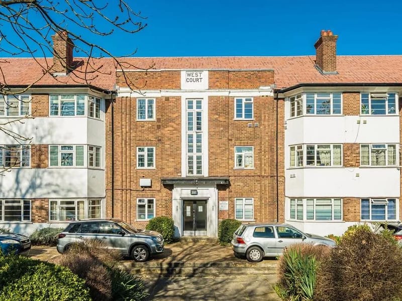 Great West Lodge - Assisted Living in Hounslow, England photo 3