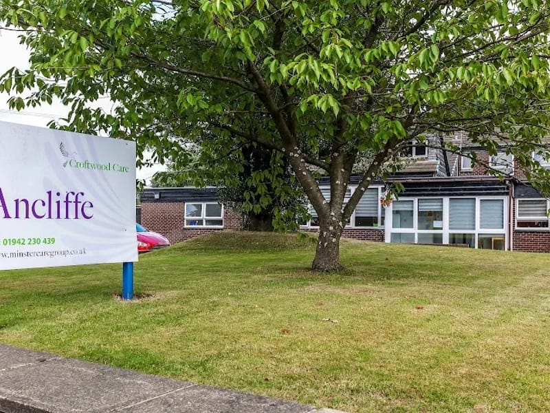 Ancliffe Residential Care Home - Assisted Living in Wigan, England photo 5