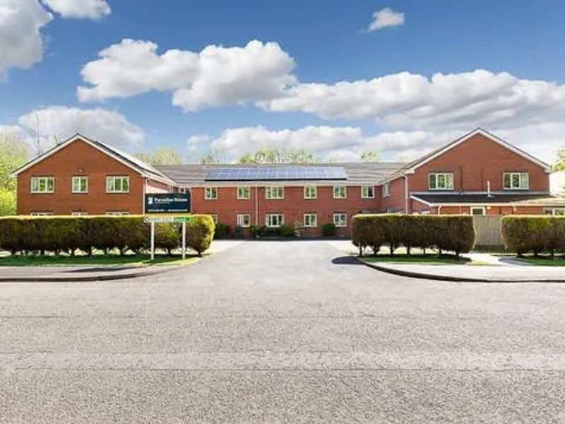 Paradise House - Nursing Home in Leyland, England photo 2