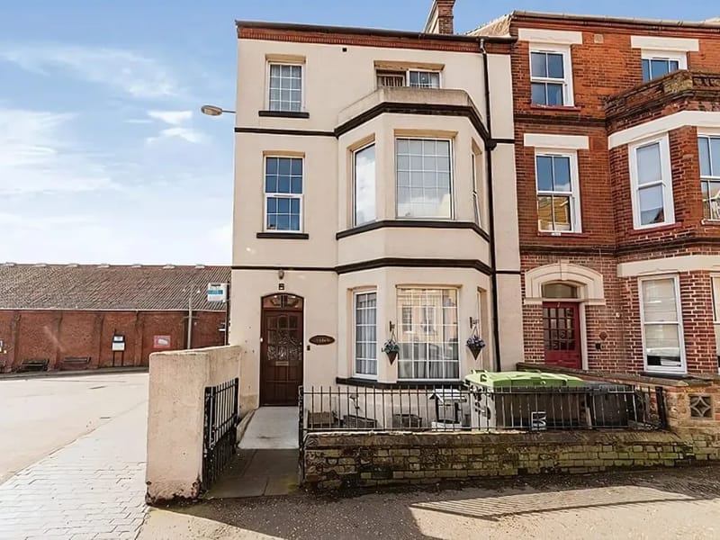 Lilas House - Assisted Living in Cromer, England photo 1
