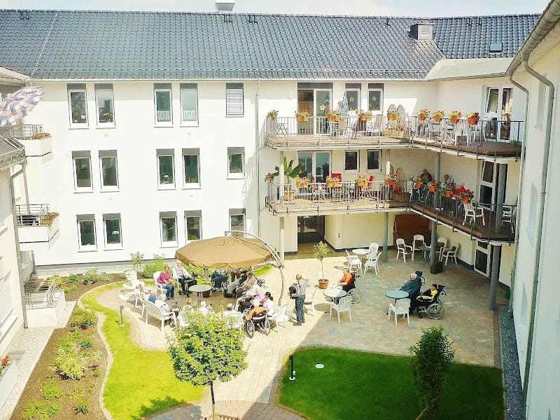 Seniorenzentrum St. Engelbert - Pflegeheim in Brilon, Nordrhein-Westfalen photo 4