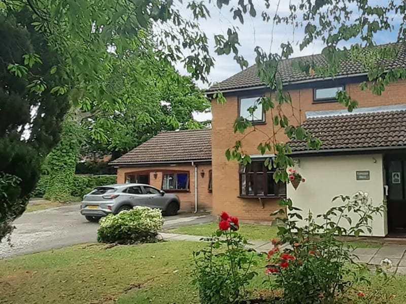 Fernleigh House - Assisted Living in Leyland, England photo 3