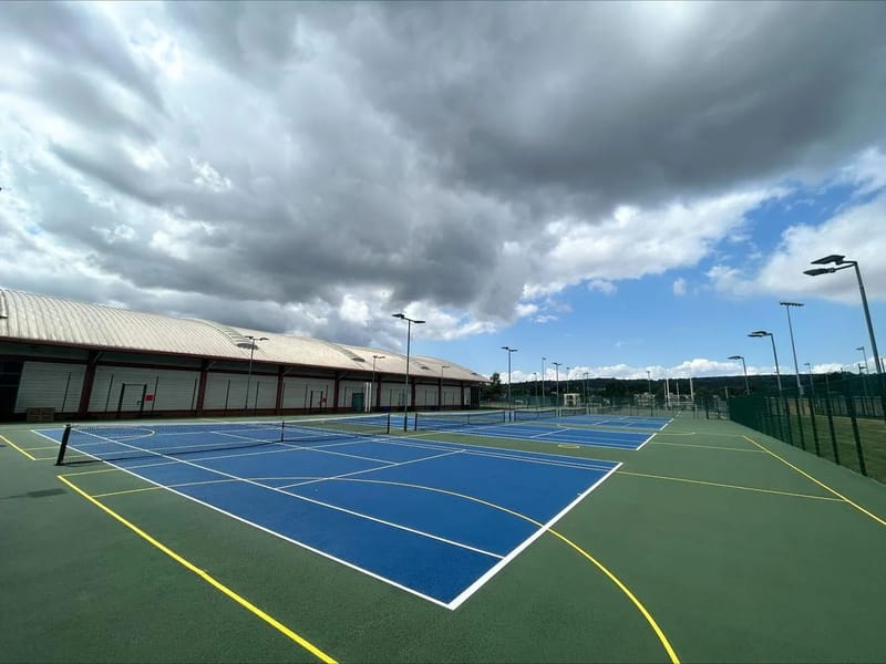 Coombe Dingle Nursing Home - Nursing Home in Caterham, England photo 2