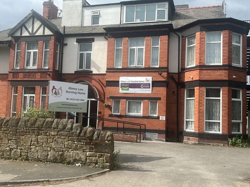 Abney Low Nursing home - Nursing Home in Wirral, England photo 2
