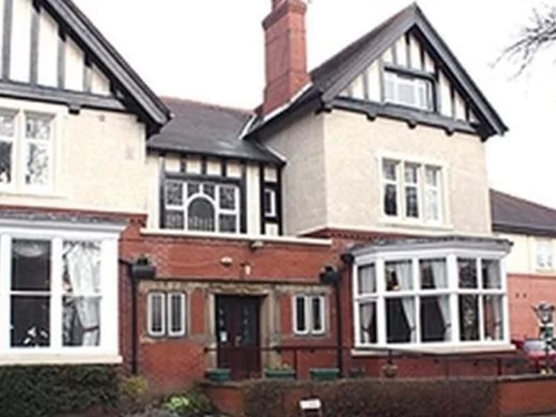 Ackroyd House - Nursing Home in Rotherham, England photo 2