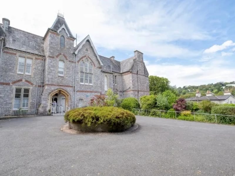Keychange Charity Erith House Care Home - Assisted Living in Torquay, England photo 2