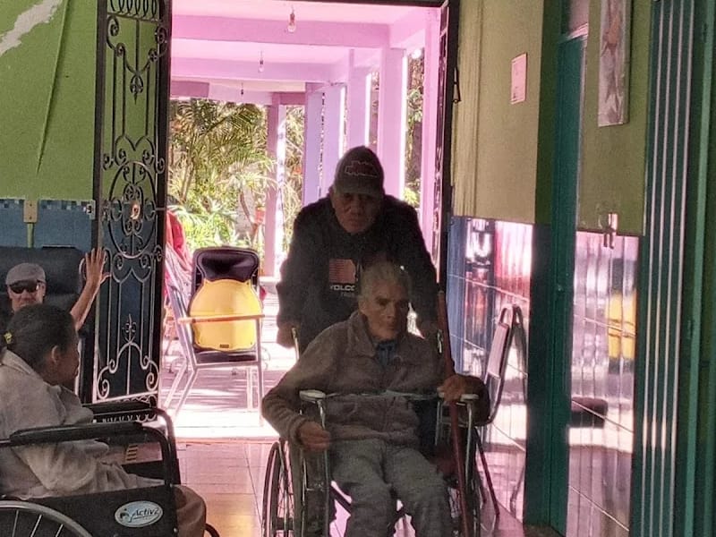 CASA HOGAR PARA ANCIANOS SANTA MONICA Y TOLENTINOS - Hogar de Ancianos in Moroleón, Guanajuato photo 8