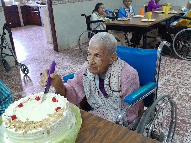 CASA HOGAR PARA ANCIANOS SANTA MONICA Y TOLENTINOS - Hogar de Ancianos in Moroleón, Guanajuato photo 7