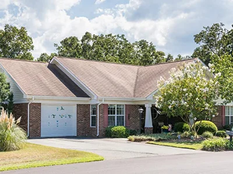 Piedmont Crossing - Nursing Home in Thomasville, NC photo 3