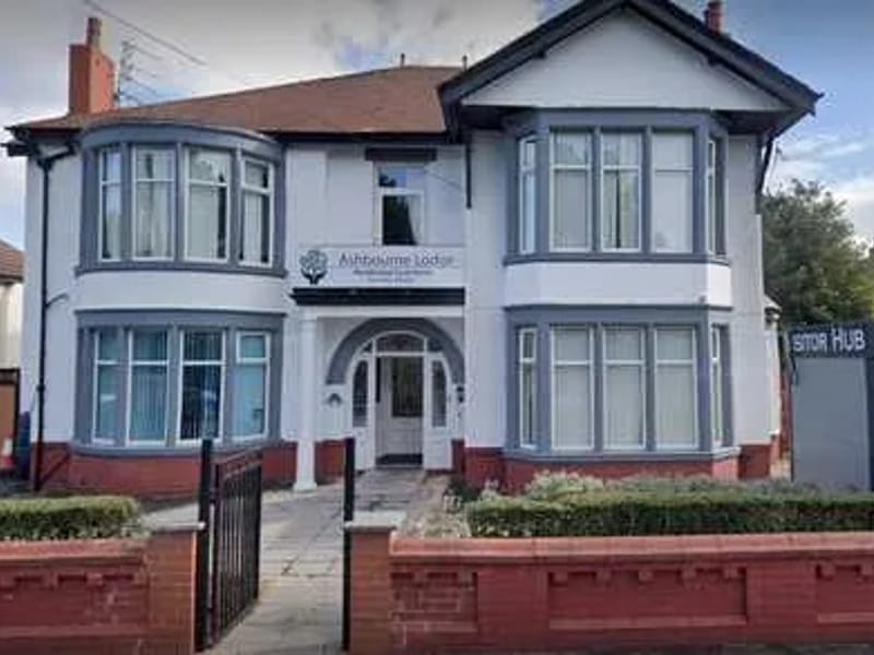 Ashbourne Lodge Rest Home - Assisted Living in Blackpool, England photo 2