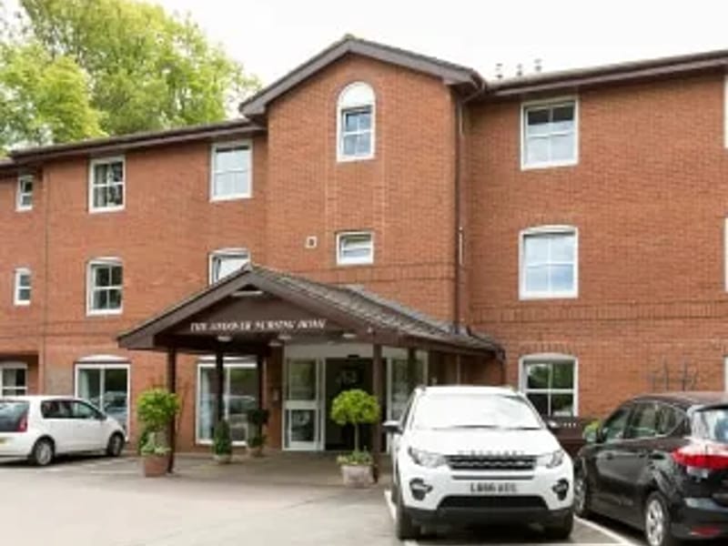 Winscombe Care Home - Nursing Home in Fareham, England photo 1