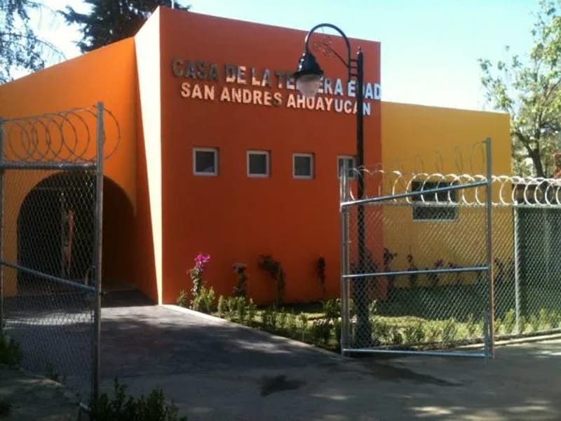 CASA DE LA TERCERA EDAD YOLOTZIL - Vida Asistida in Acolman, Estado de México photo 1