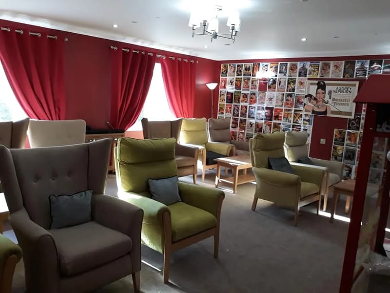 Buckingham Lodge - Assisted Living in Aylesbury, England photo 2
