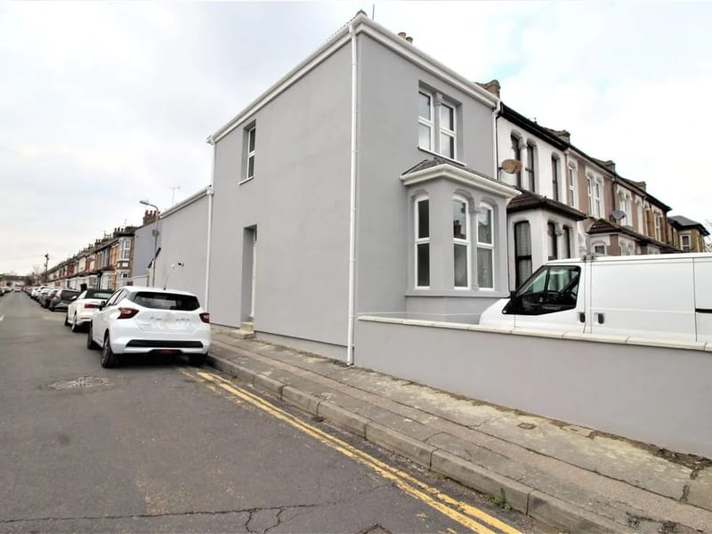 Pelham Road - In-Home Care in Gravesend, England photo 2