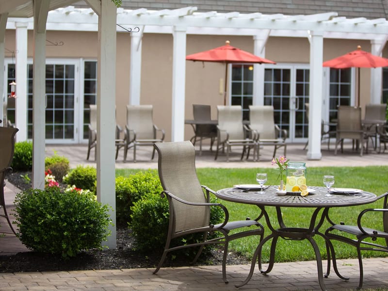 Atria Cranford - Assisted Living in Cranford, NJ photo 2