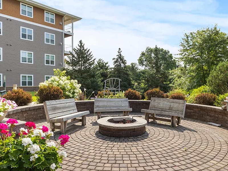 Norris Square - Assisted Living in Cottage Grove, MN photo 2