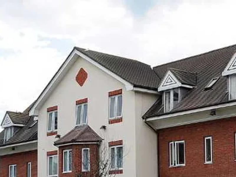 Ashgrove Residential Care Home - Assisted Living in Hornchurch, England photo 2