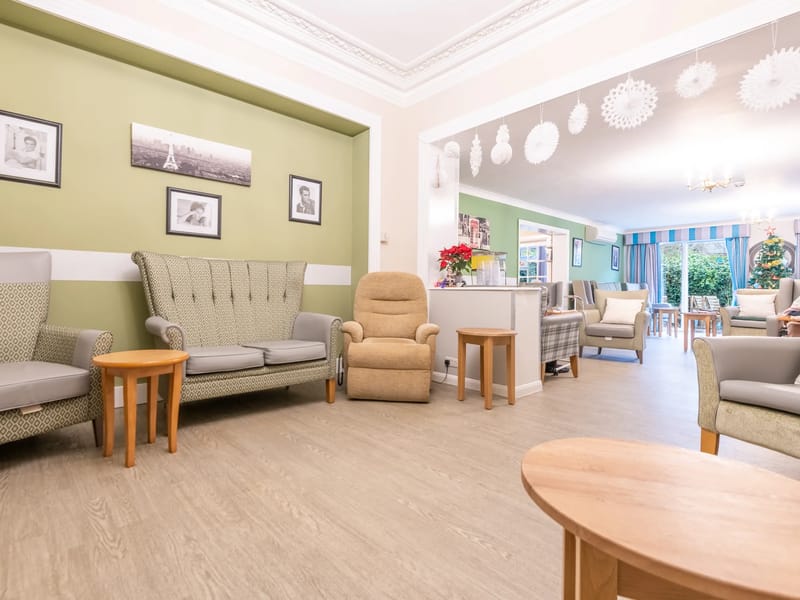 Alpine Care Home - Nursing Home in Sevenoaks, England photo 2
