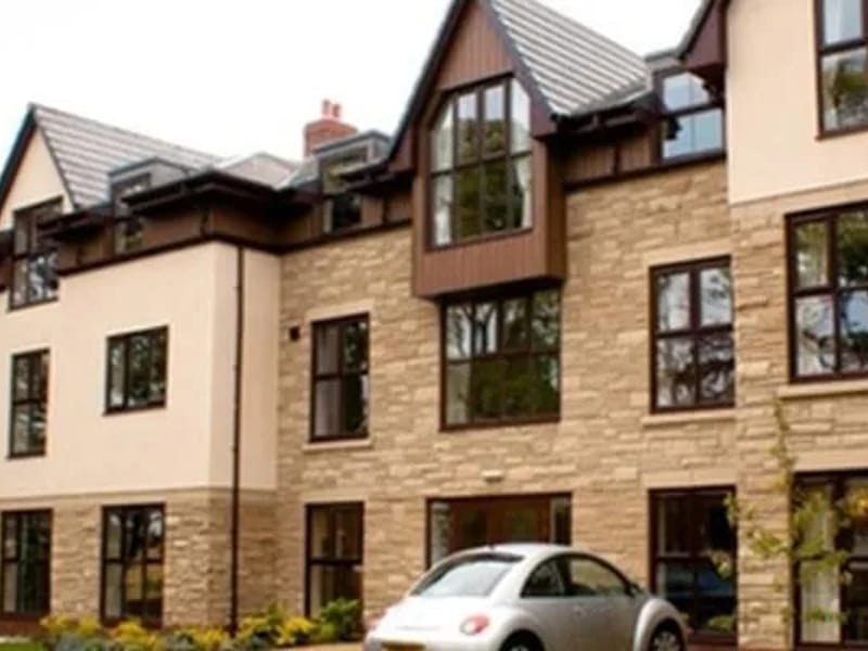 Kenton Manor - Assisted Living in Newcastle Upon Tyne, England photo 2