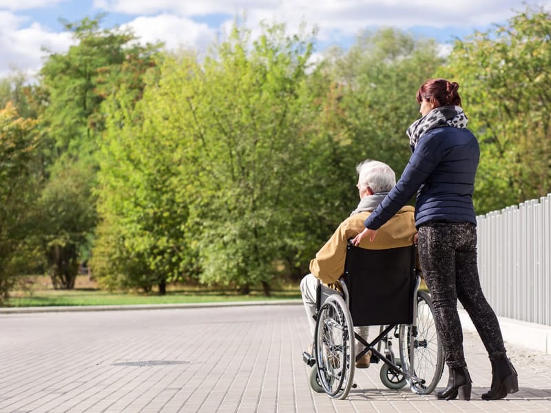 Cedar Oak Healthcare Services Ltd - Nursing Home in Reigate, England photo 3