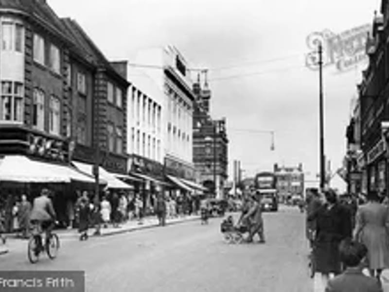 Springview in Enfield, England photo 1