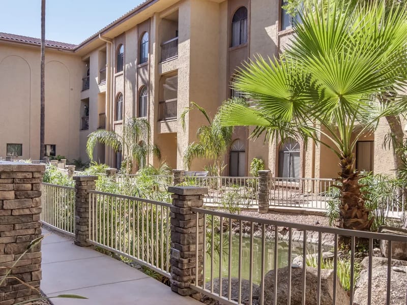 Brookdale Central Paradise Valley - Assisted Living in Phoenix, AZ photo 2