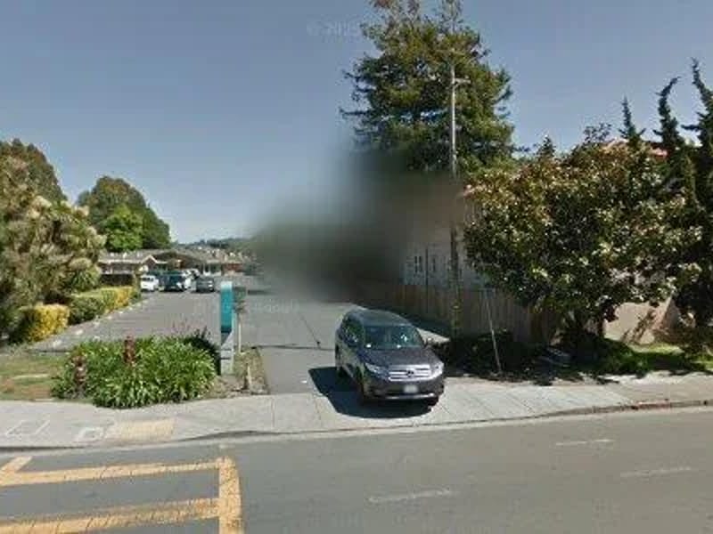 Creekside Healthcare Center - Nursing Home in San Pablo, CA photo 2