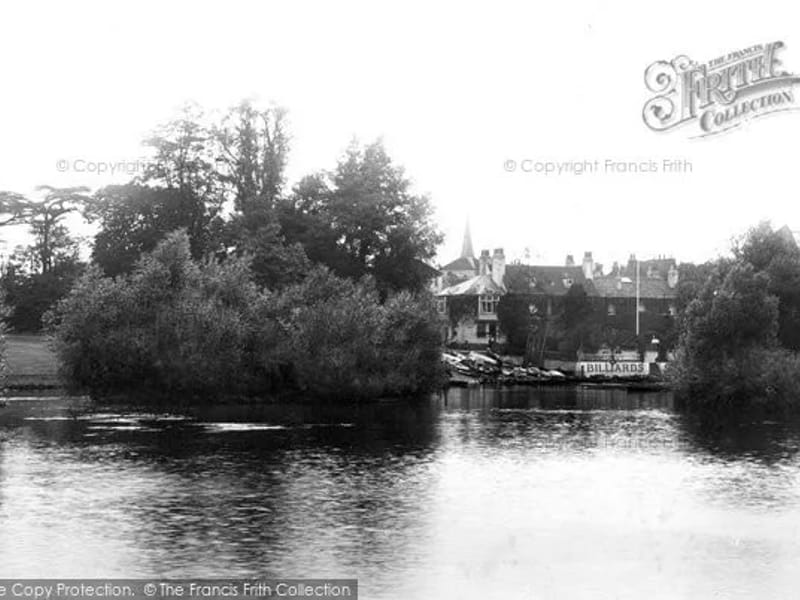 Beech Lodge - Thames Ditton - Nursing Home in Thames Ditton, England photo 2