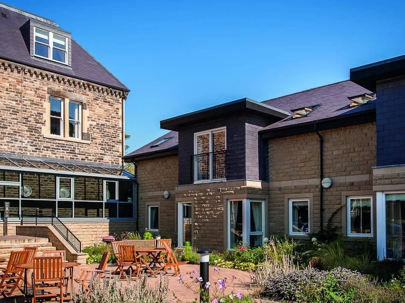 Martin Grange - Nursing Home in Harrogate, England photo 3