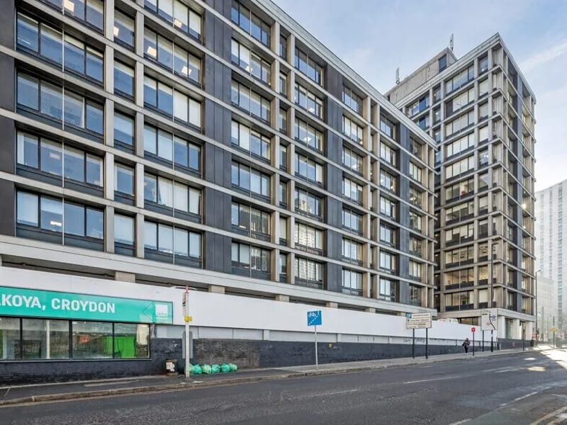 Addiscombe Road - Assisted Living in Croydon, England photo 2