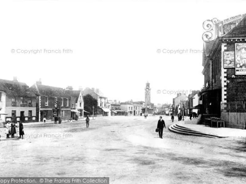 Upper High Street - Assisted Living in Epsom, England photo 3