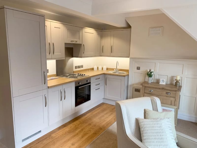 Southlands Retirement Apartments with Care and Support in Leeds, England photo 2