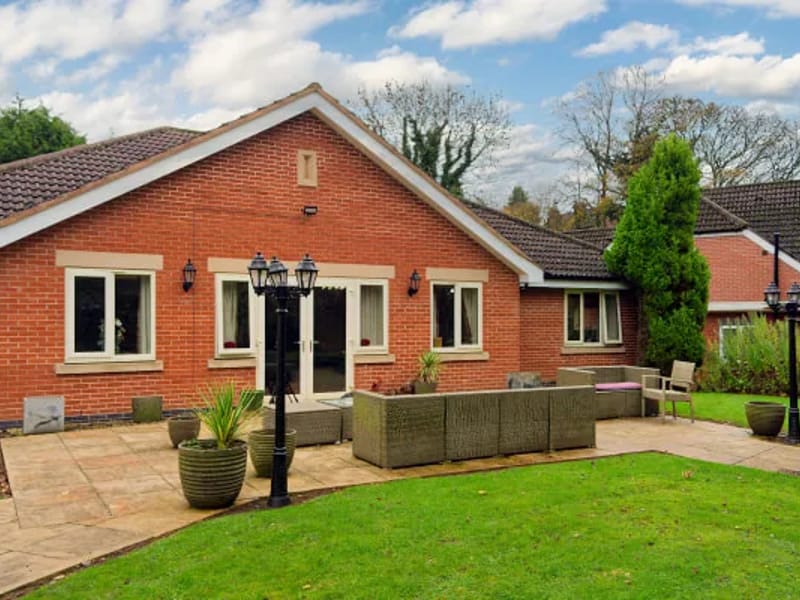 Woodville - Assisted Living in Ryde, England photo 2