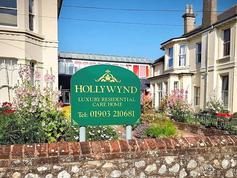 Hollywynd Rest Home - Nursing Home in Worthing, England photo 1