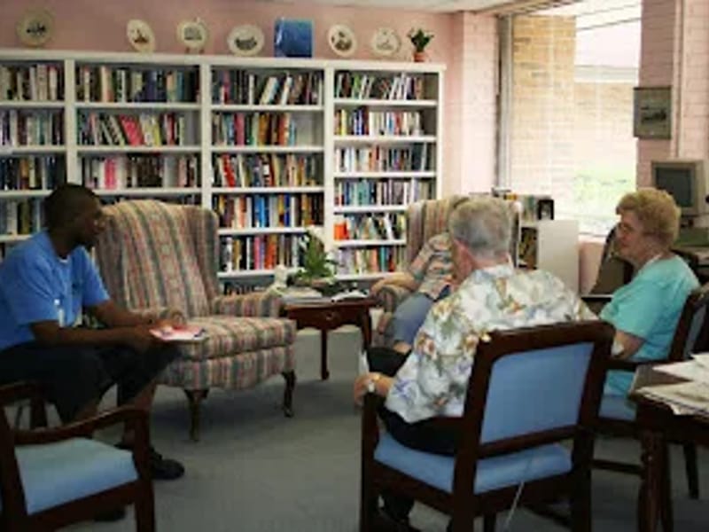 Aldersgate At The Oaks - Assisted Living in Orangeburg, SC photo 1