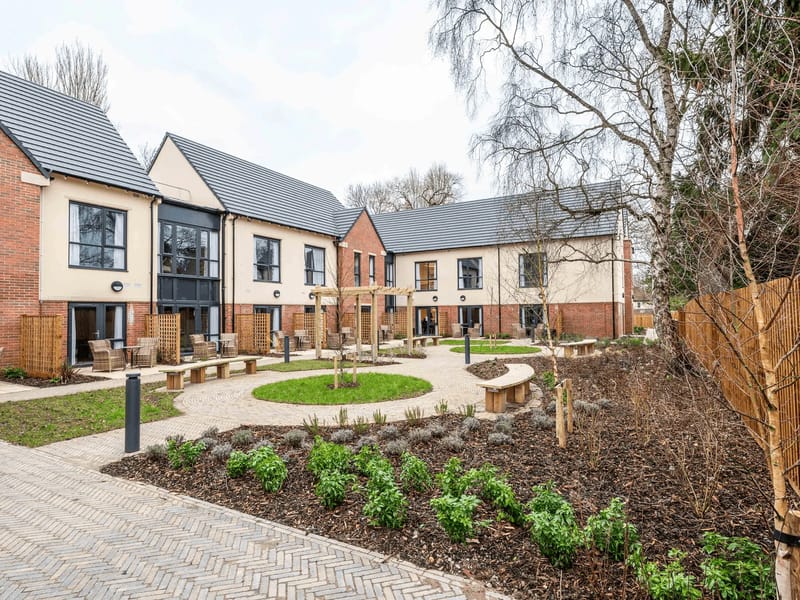 Long Stone Manor - Nursing Home in Wilmslow, England photo 2
