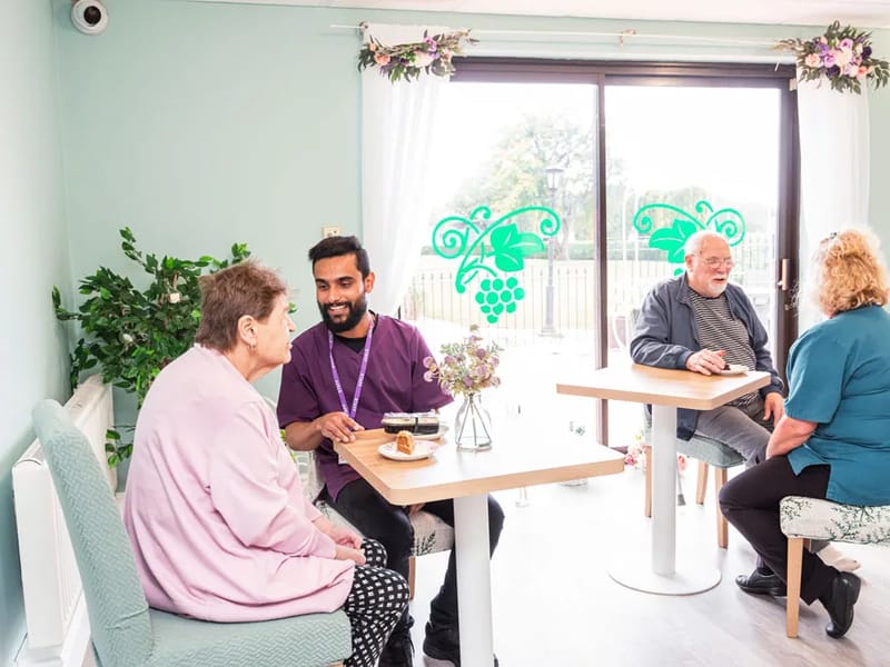 Bradwell Hall Nursing Home - Nursing Home in Newcastle Under Lyme, England photo 2
