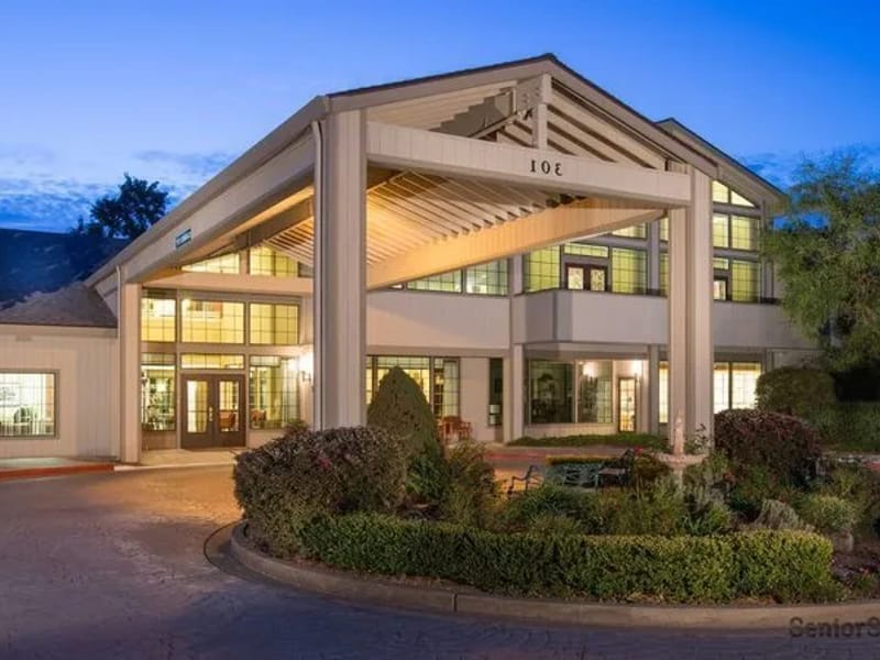 L & B Care Home For The Elderly - Assisted Living in Calistoga, CA photo 2