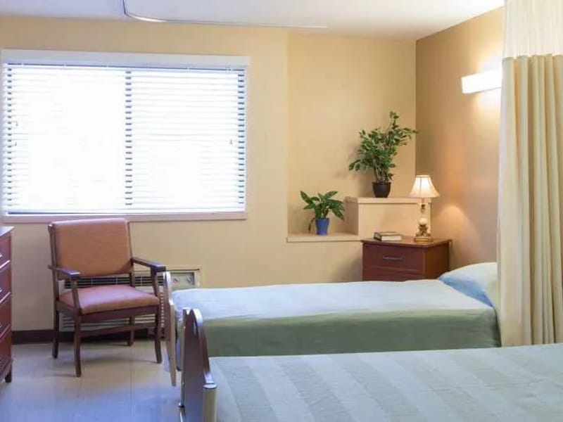 Casa Real - Nursing Home in Santa Fe, NM photo 2