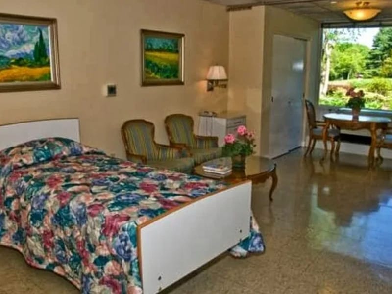 King Street Home Inc - Nursing Home in Port Chester, NY photo 3