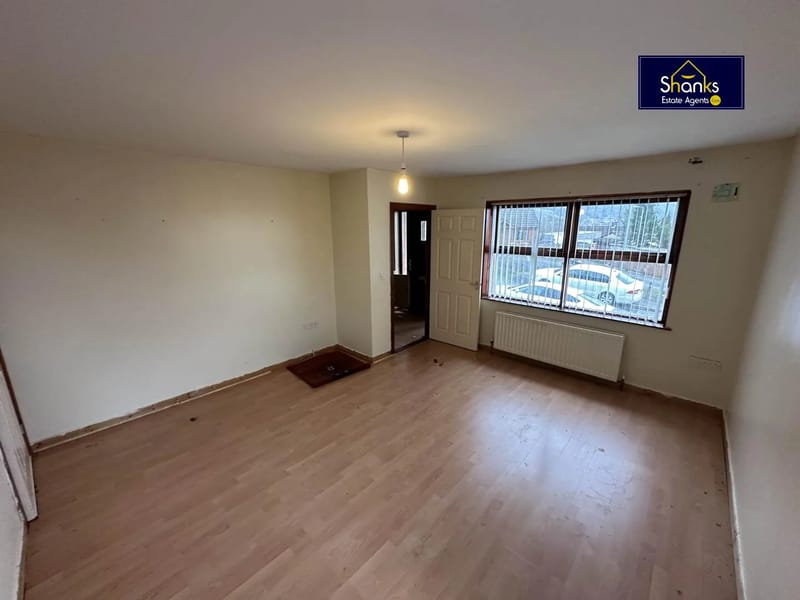156 Tyndale Crescent - Assisted Living in Birmingham, England photo 3