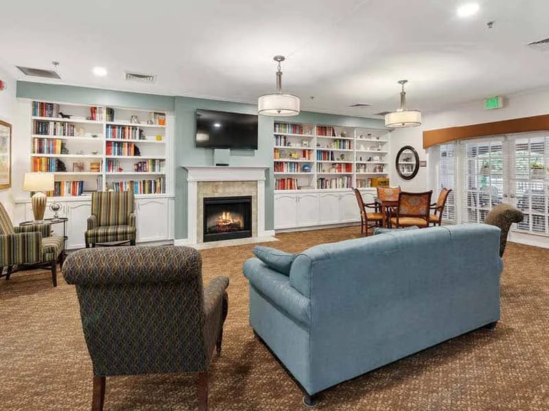 Oak Woods Home for the Elderly — Nursing Home, Mer Rouge, LA · photo 3