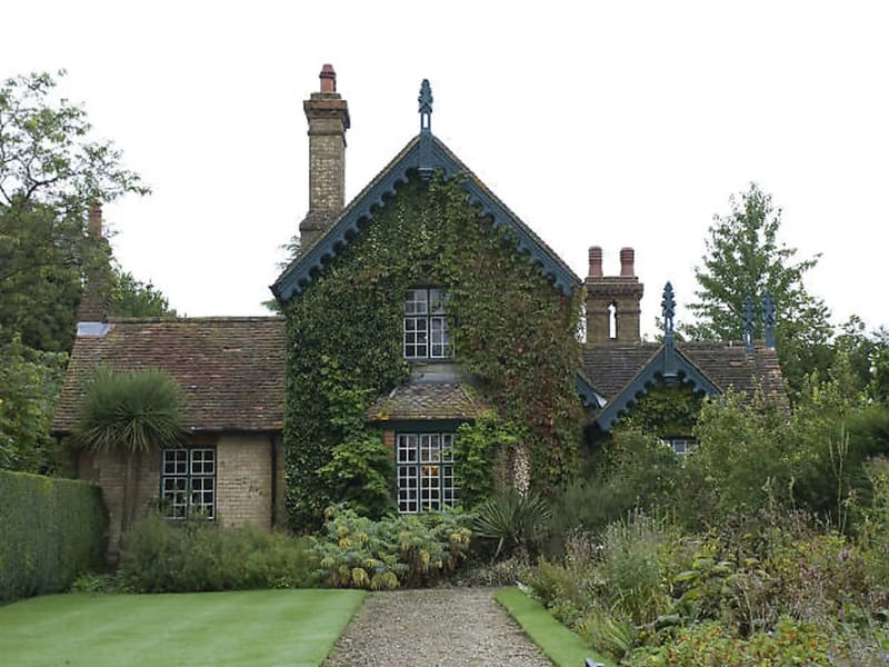 Livingstone House - Assisted Living in Dorking, England photo 3