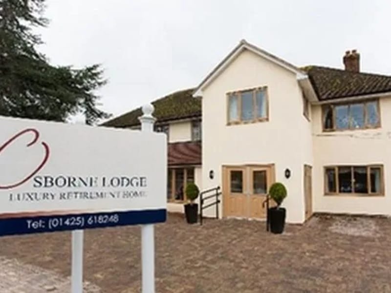 Osborne Lodge Rest Home - Assisted Living in New Milton, England photo 2
