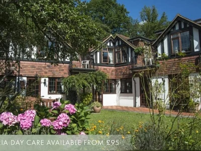 Garth House - Nursing Home in Dorking, England photo 2