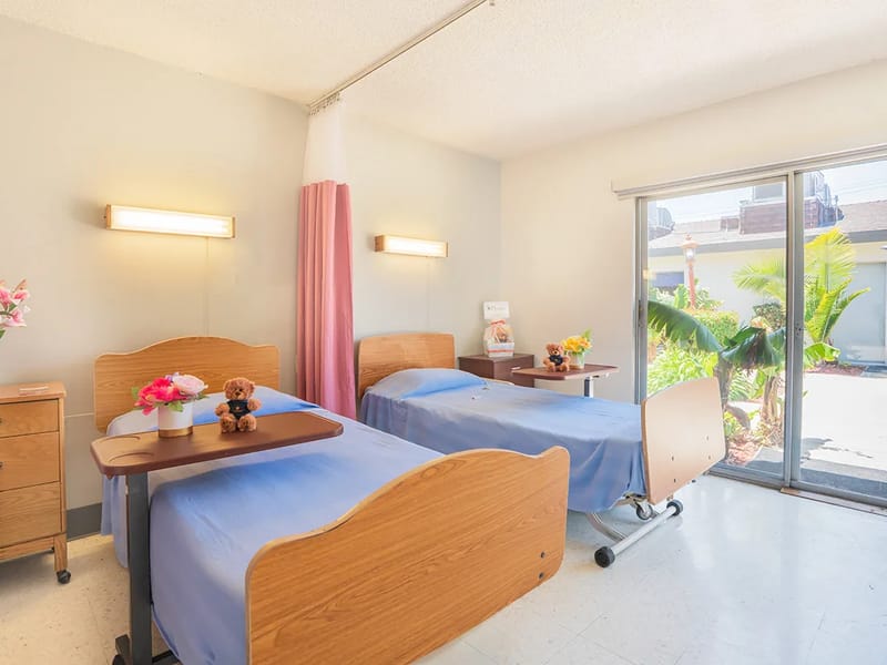 Cottage Crest Post-Acute - Nursing Home in Norwalk, CA photo 3