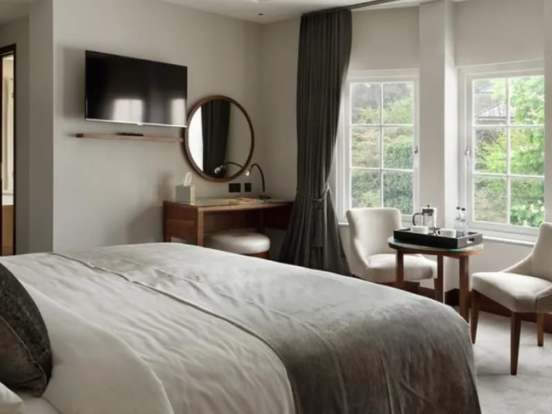 Warwick Park Care Home in Tunbridge Wells, England photo 2